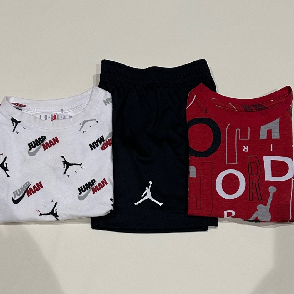 Jordan Graphic T-Shirts and Black Short Set